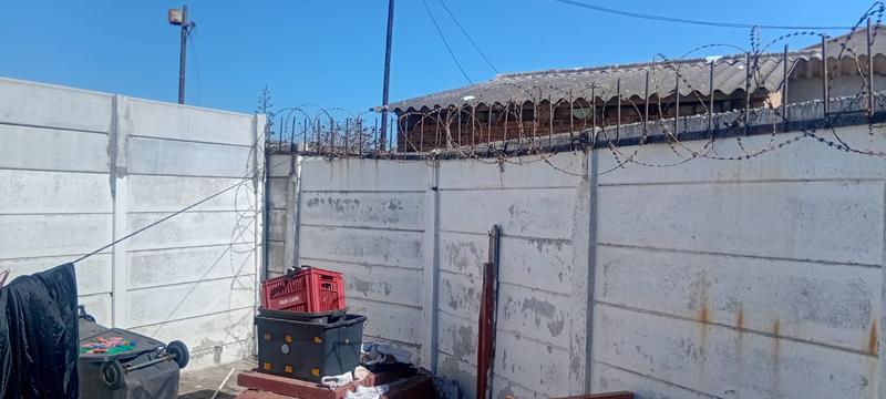 1 Bedroom Property for Sale in Steenberg Western Cape